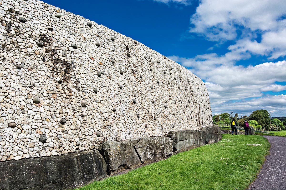 Brú na Bóinne Stone Wall, Co. Meath, Ireland