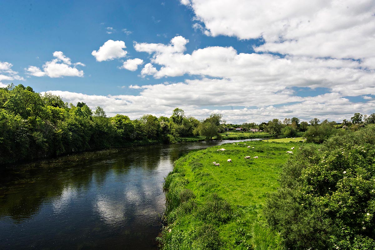 Bend of the Boyne (River), Co. Meath, Ireland