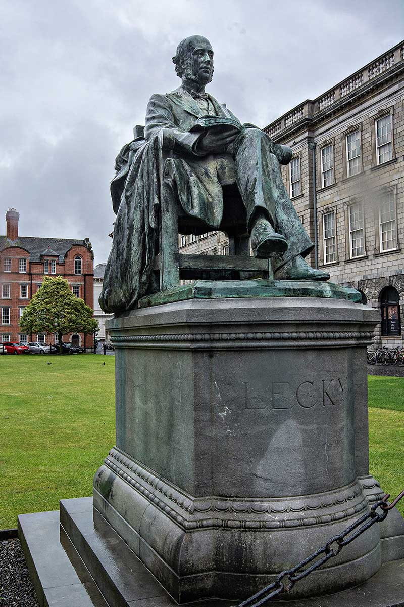 William Leckey Statue, Trinity College