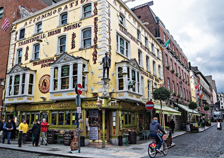 St John Gogarty Bar, Dublin