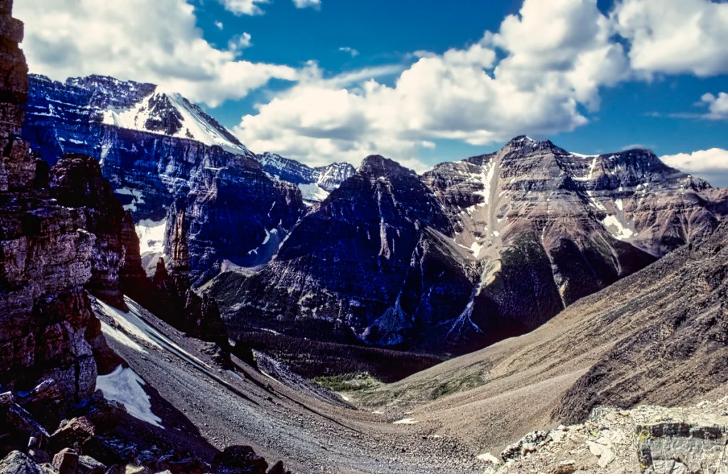 Paradise Valley from Sentinel Pass, Banff NP, AB