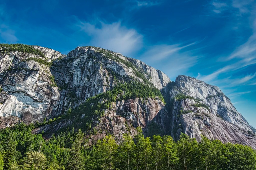 Stawamus Chief cliffs 18mm view, Squamish, Sea-to-Sky Highway, British Columbia