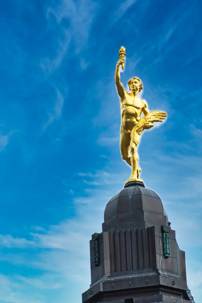 Golden Boy, aka Roman god Mercury, Winnipeg Legislature
