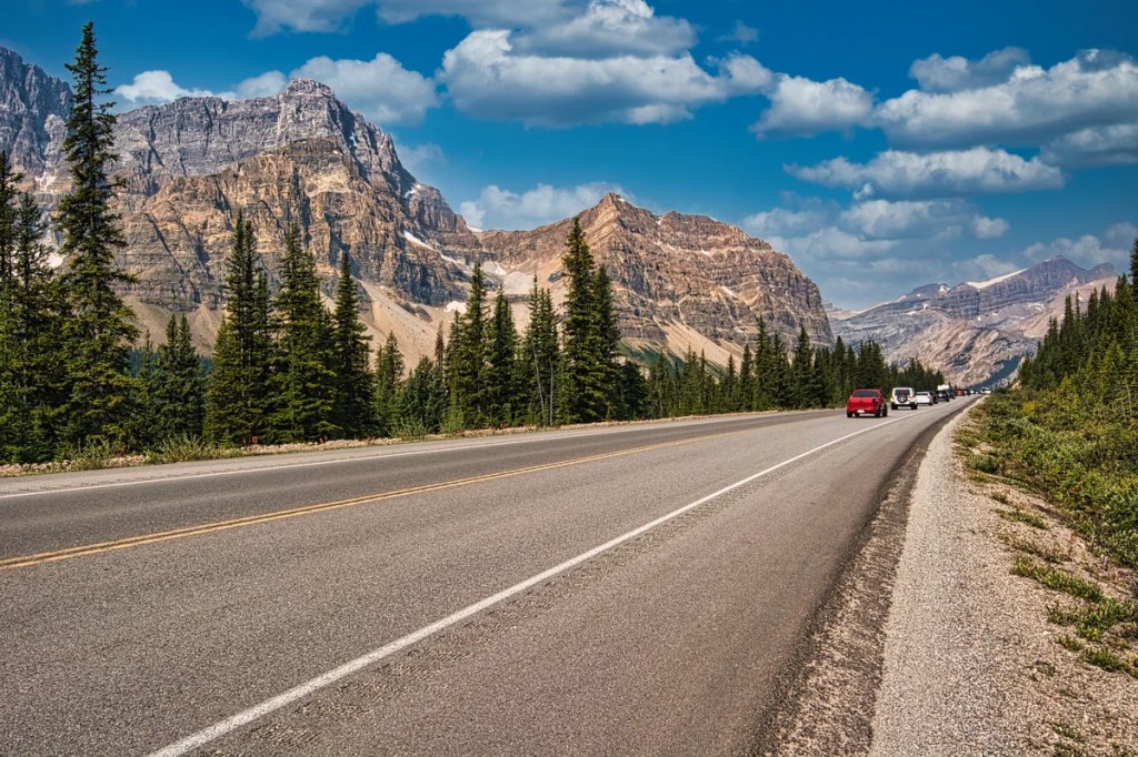 Icefields Parkway South © Icefield Parkway — Do not Miss the Best Road Trip