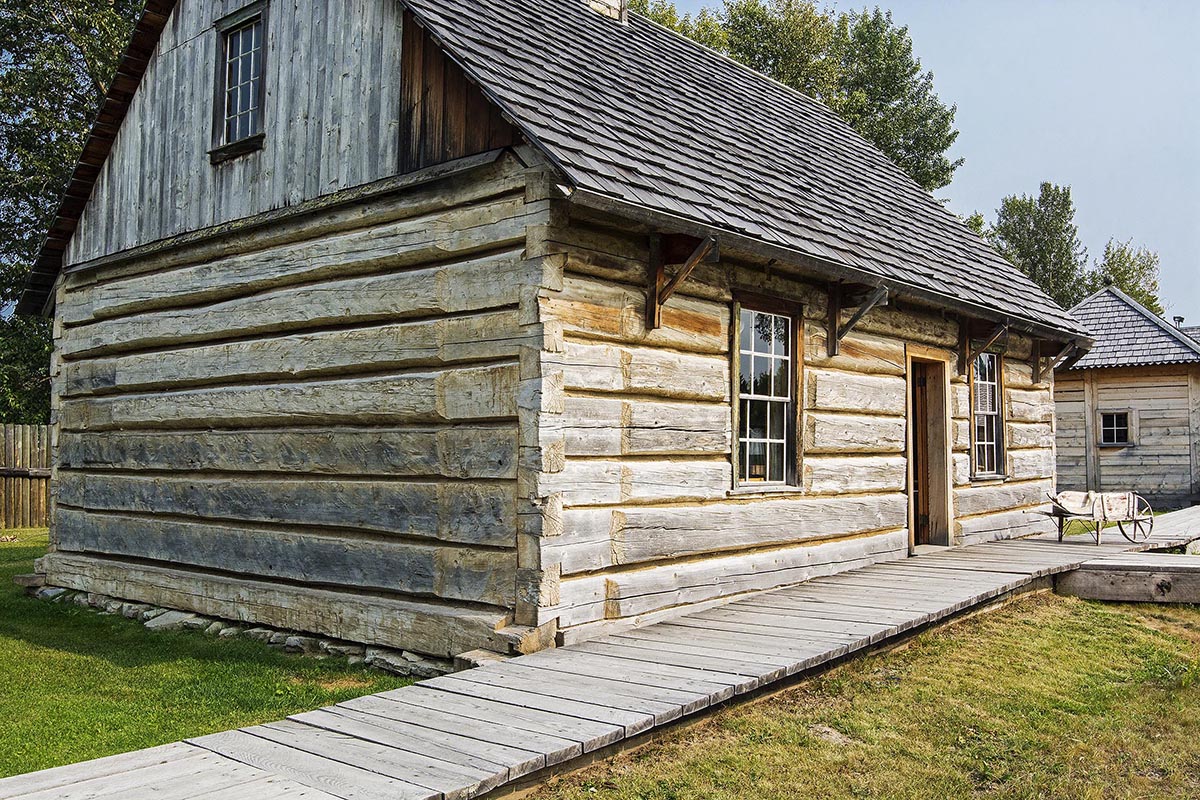 FSJ Men’s House (1884)