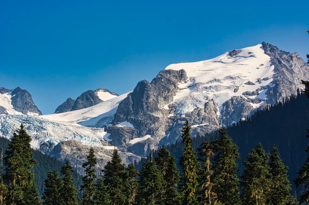 Mt. Metier and Slalok Glaciers, Joffre Lakes PP, BC
