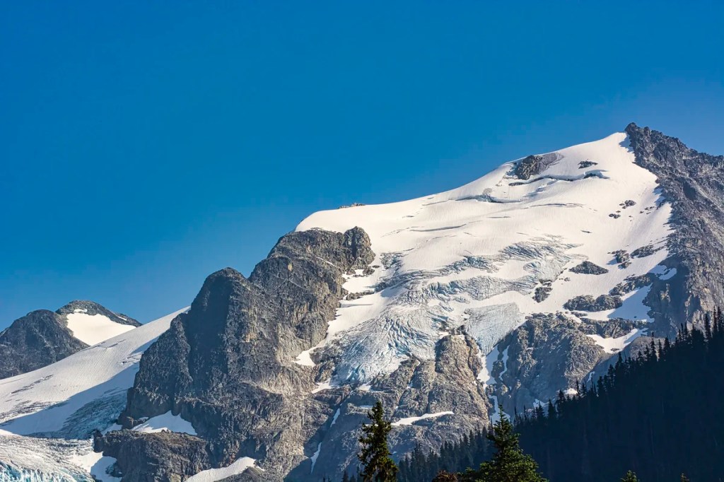 Mt. Slalok Glaciers, Joffre Lakes PP, BC