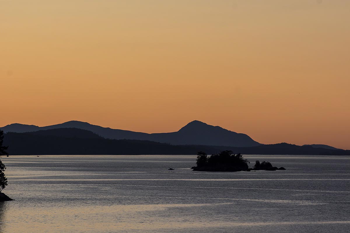 Sunset from the ferry to Vancouver