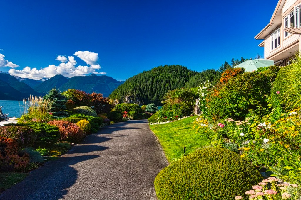 Seaside Cottages & Howe Sound 18mm View, Sea-to-Sky Highway, British Columbia