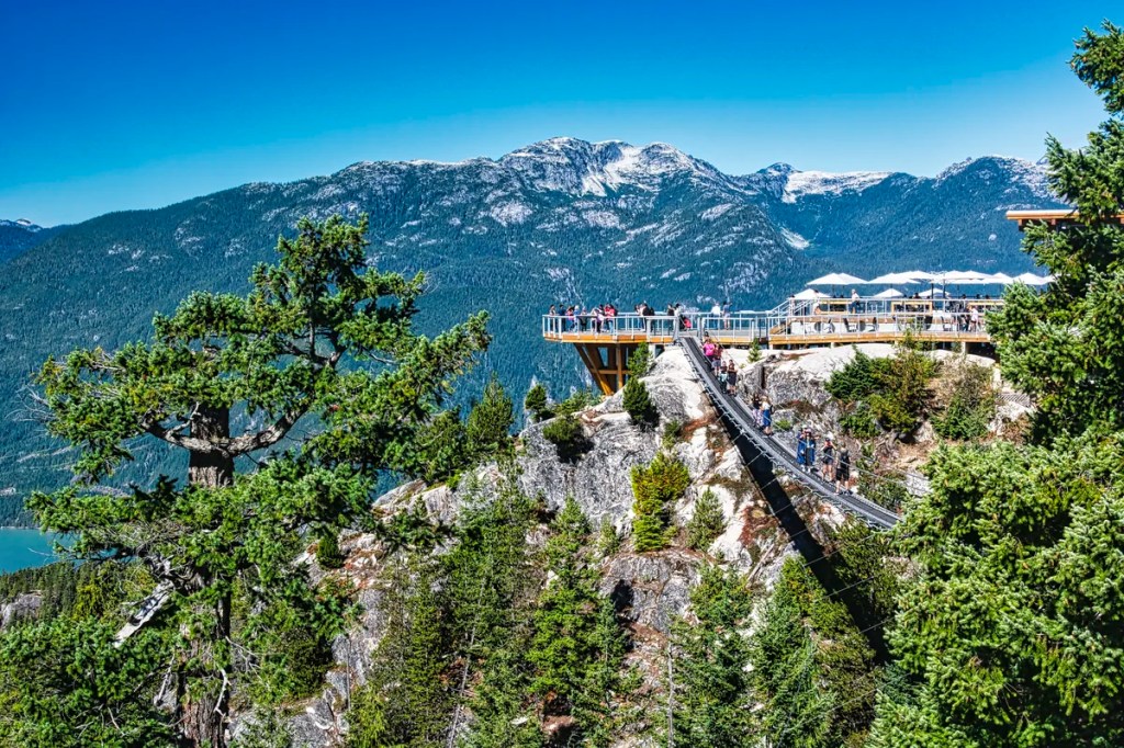 Octagonal Viewing Platform, Sea to Sky Gondola