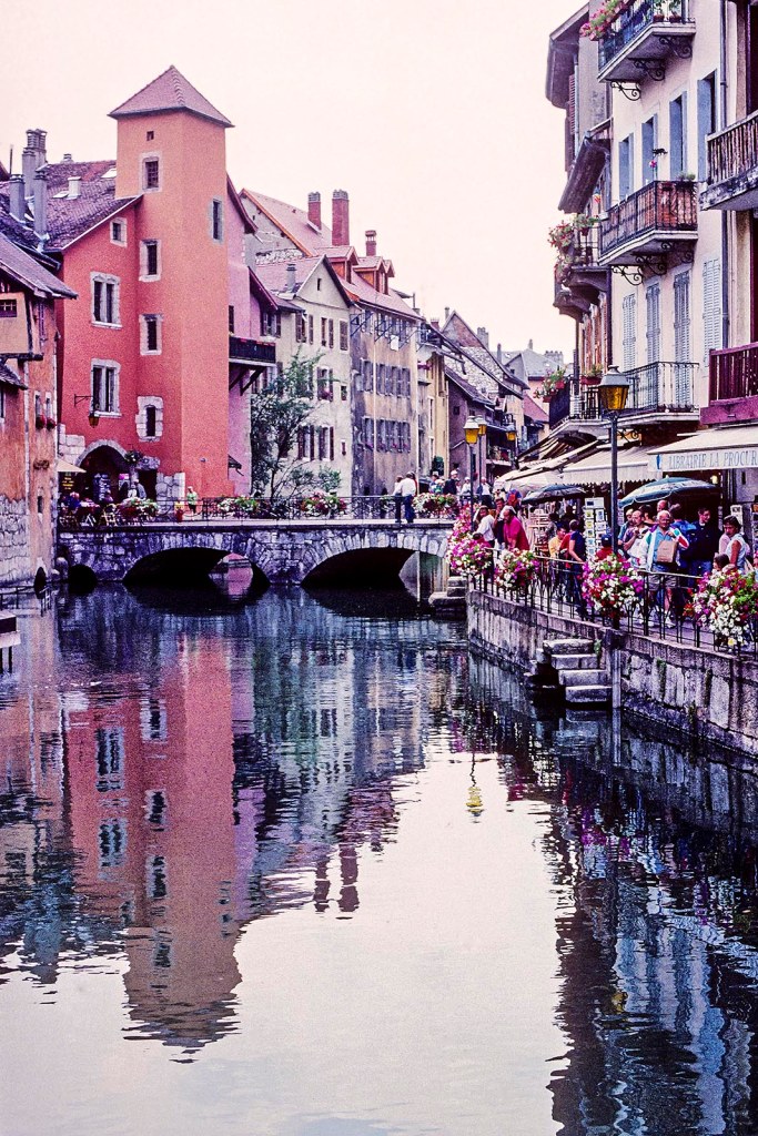Quai de I’Ile & Pont Morens, Annecy, France Quai de I’Ile & Pont Morens, Annecy, France