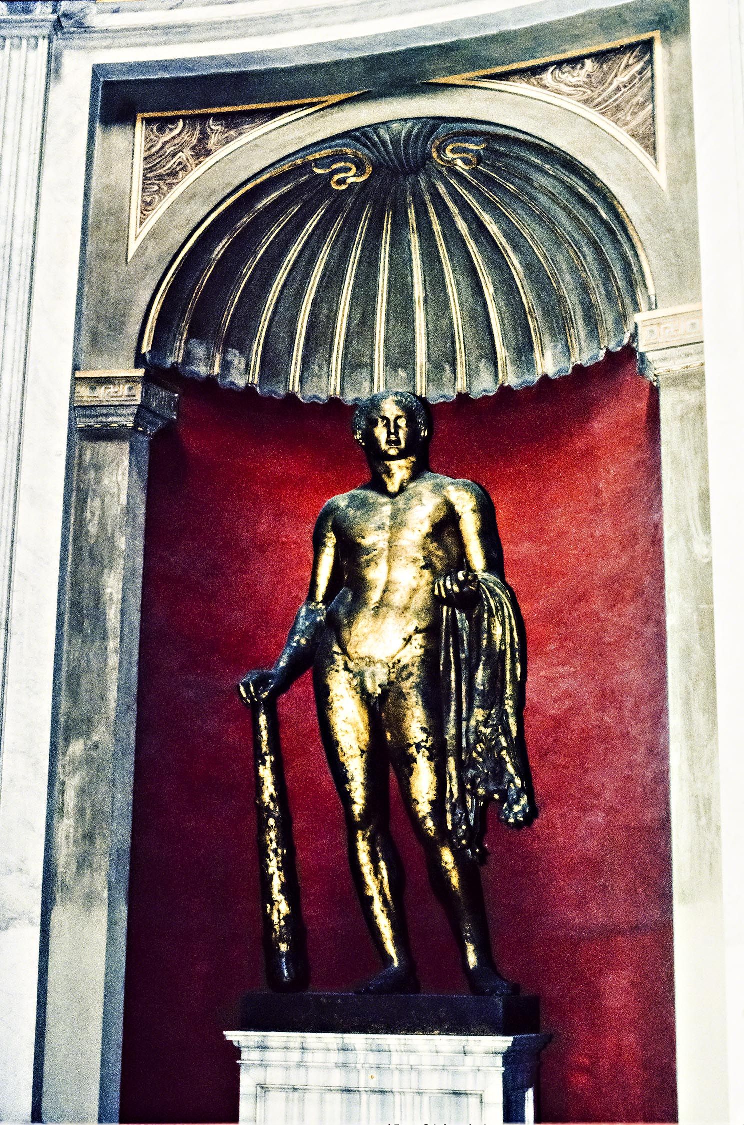 Hercules, Sala Rotunda, Vatican Museums