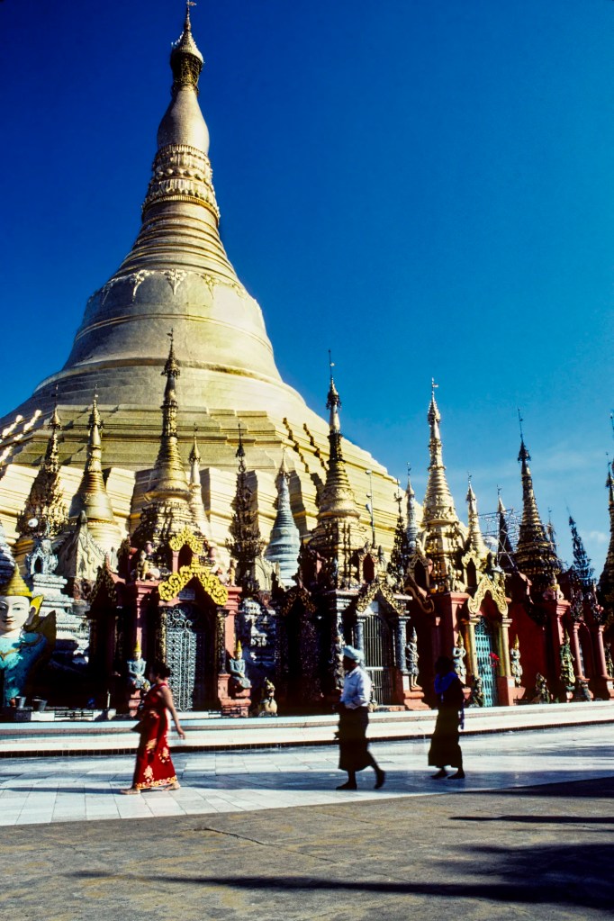 Shwedagon Pagoda, Rangoon