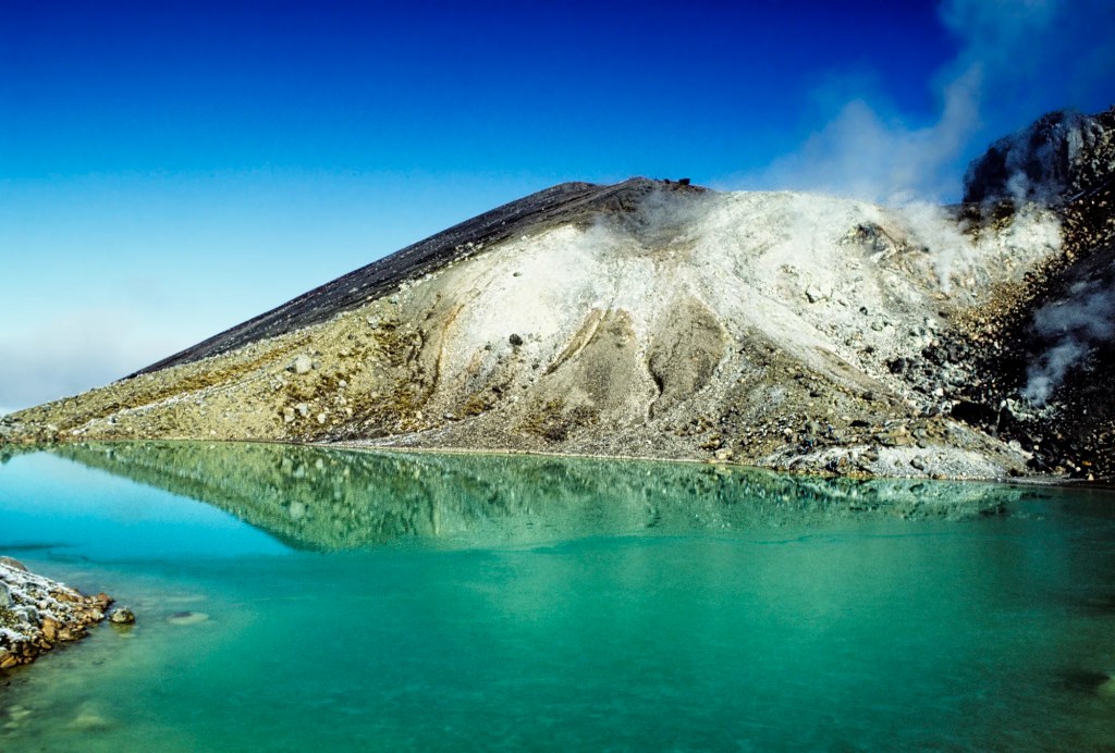 Emerald Lake, Tongariro Trek, NZ