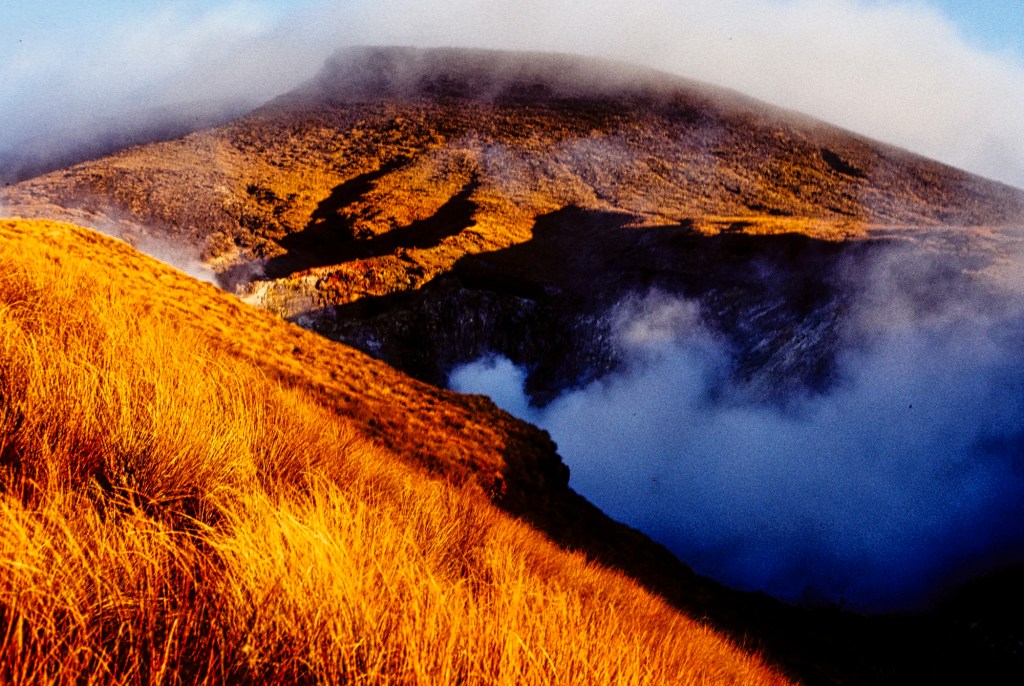 Ketetahi Hot Springs, Tongariro Trek, NZ