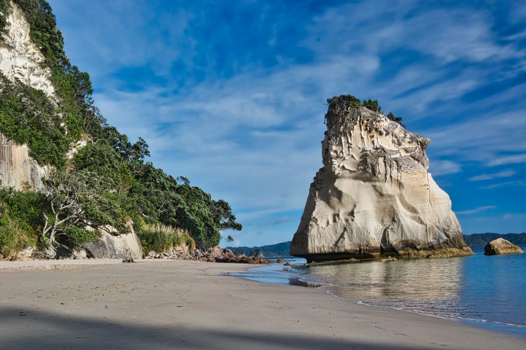 Te Hoho Stack & Beach, Cathedral Cove, Coromandel, NZ