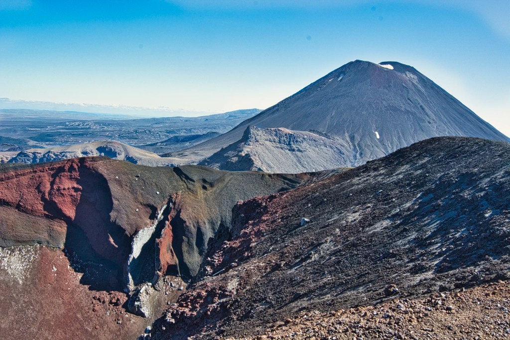 Red Crater & Ngauruhoe, Tongariro Trek, NZ