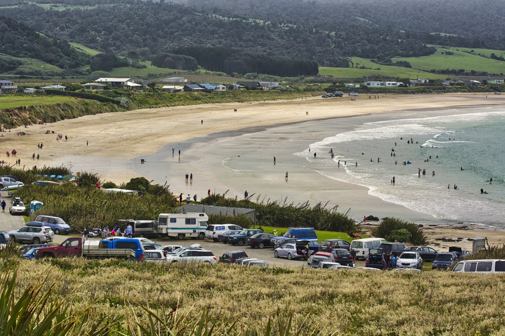 Porpoise Bay Beach, NZ