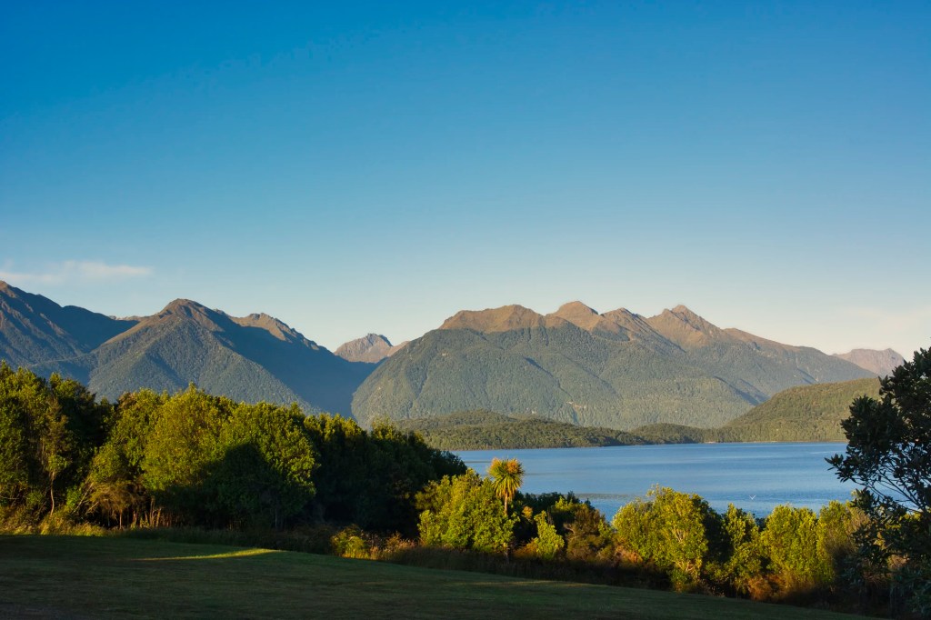Lake Manapouri, Fiordland, NZ