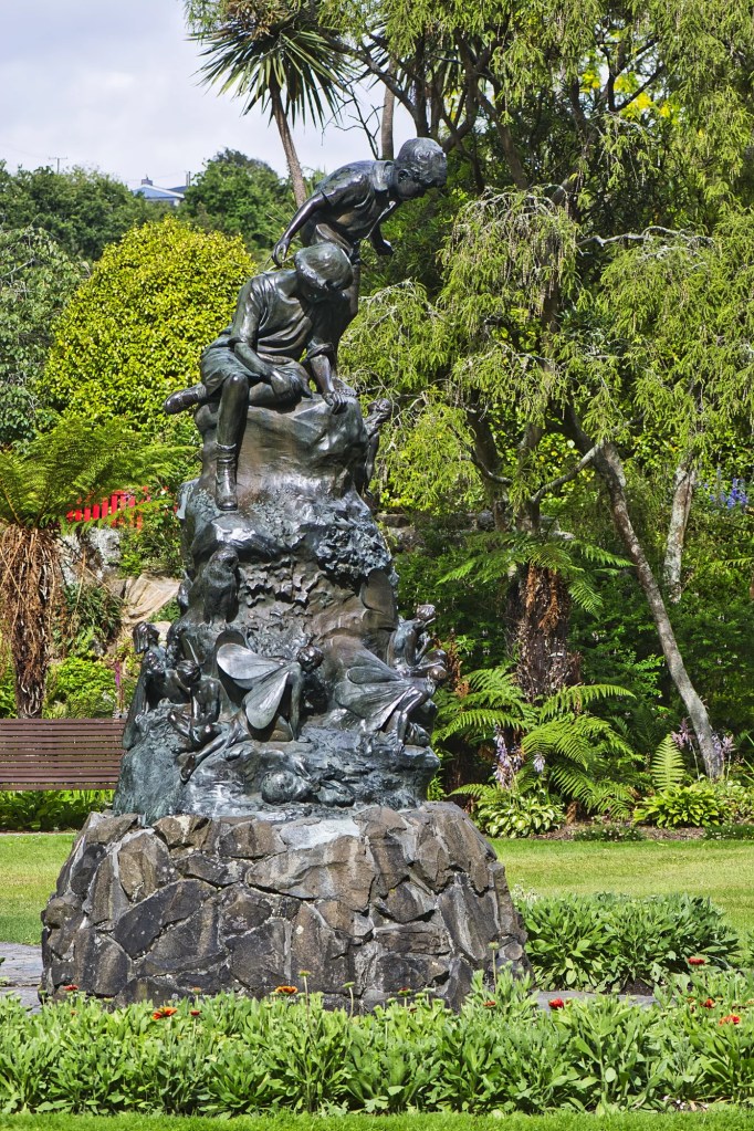 Wonderland Statue, Otago Public Gardens, Oamaru, NZ