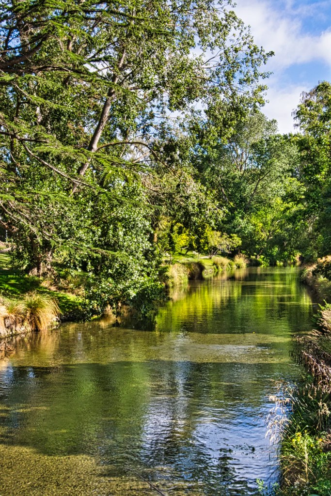 Avon River Walk, Christchurch Botanic Gardens, NZ