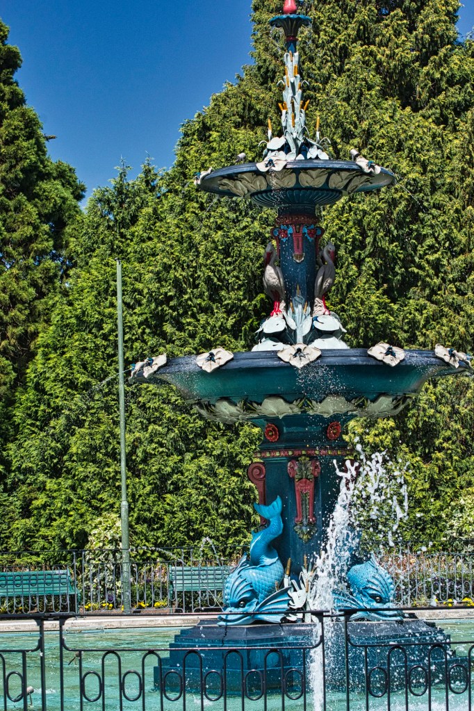 Peacock Fountain, Christchurch Botanic Gardens, NZ