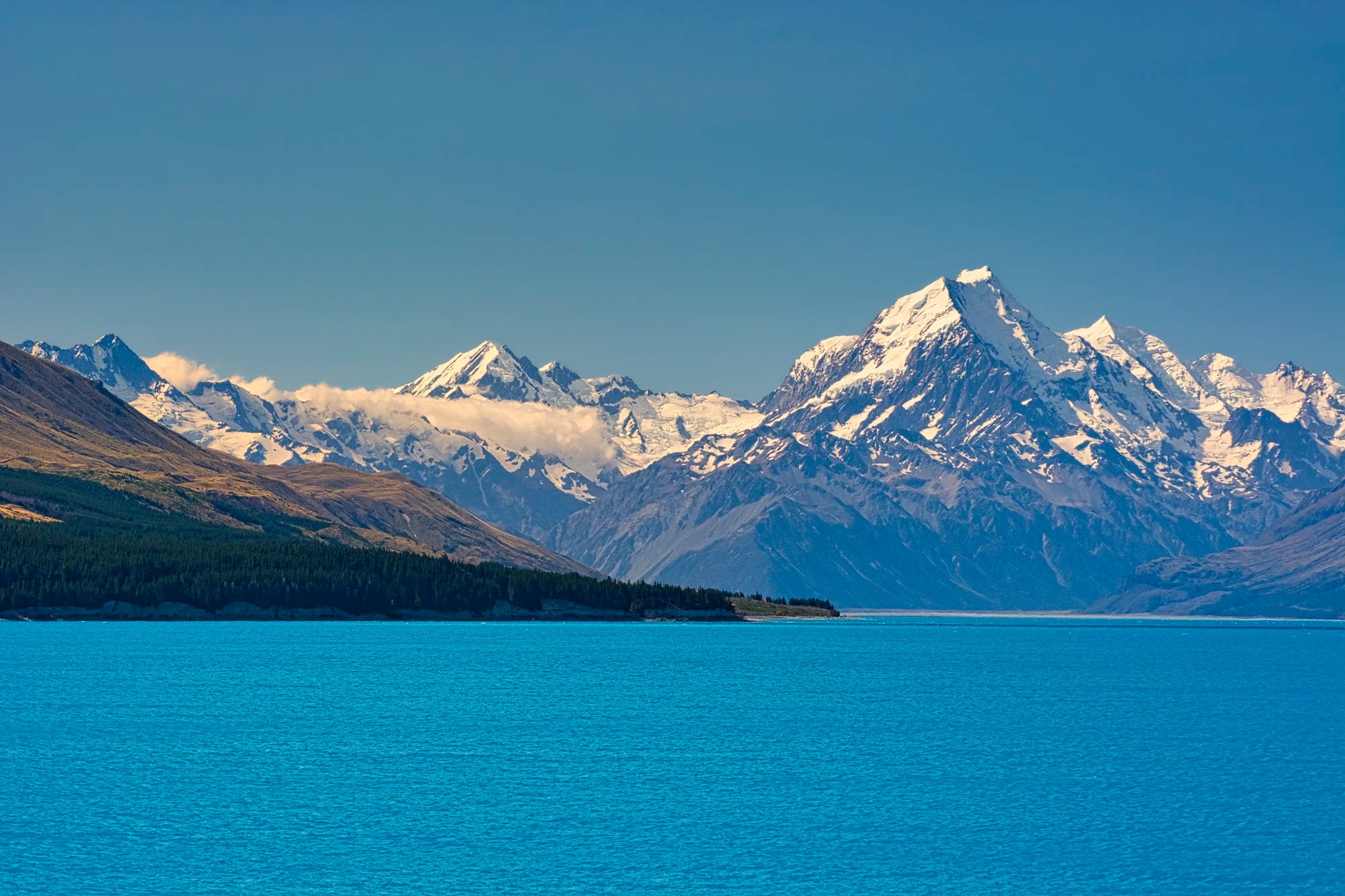 Mt Cook from Lake Pukaki Mt Cook, Lake Pukaki, New Zealand