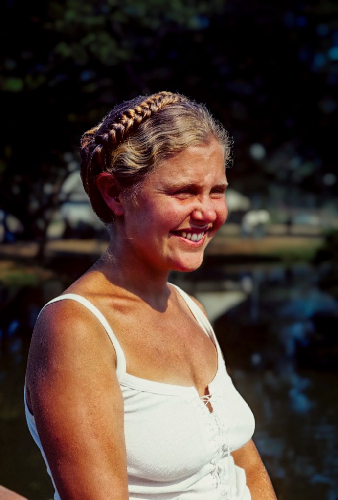 Happy Hairdressing Client, Lumphini Park, Bangkok, TH