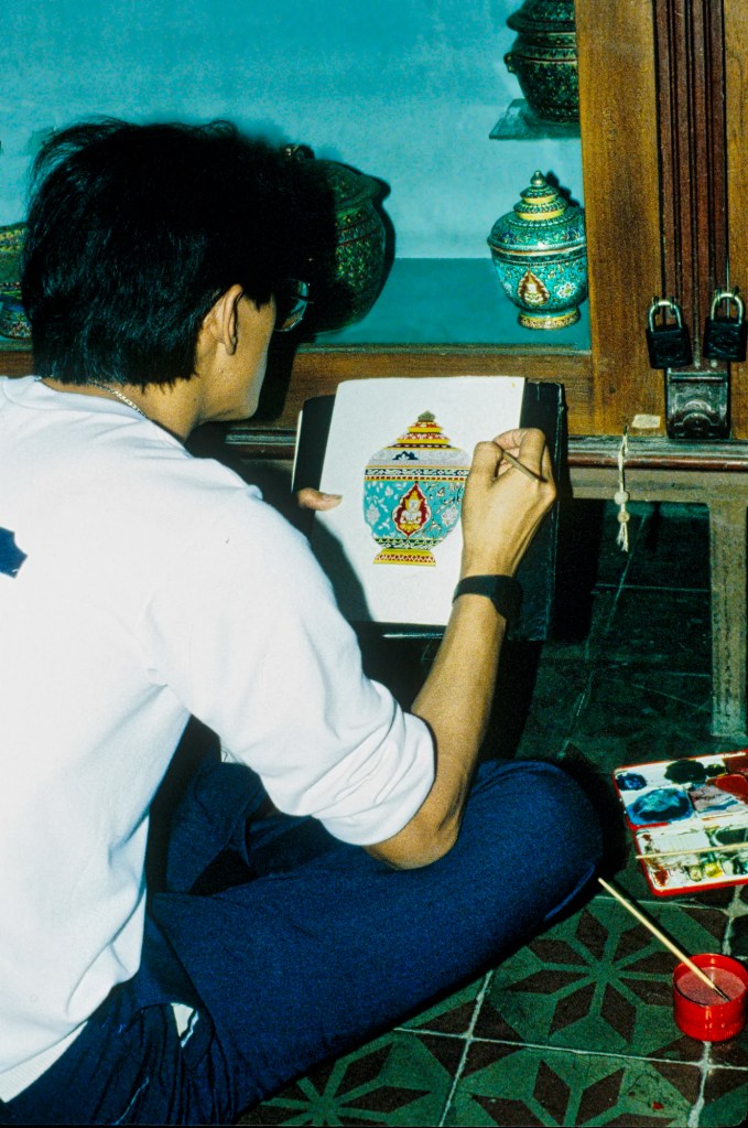 Artist painting of Benjarong Pottery, National Museum, Bangkok