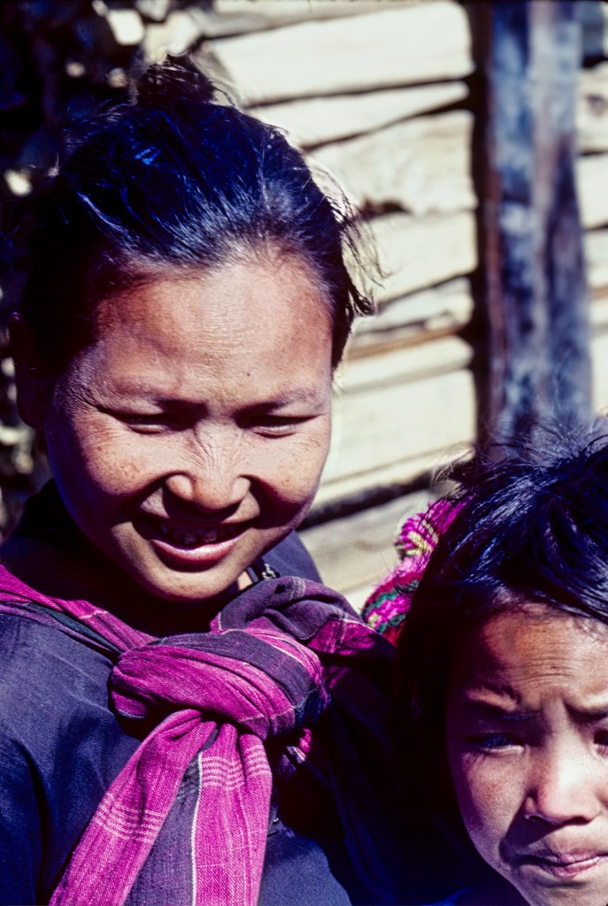 Lahu Girls, Hill Tribe Trek, TH 48-02