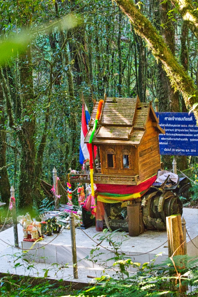 Doi Inthanon Shrine, Chiang Ma Prov., Thailand