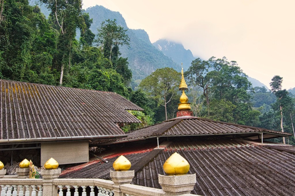 Wat Tham Pha Plong View, Chiang Dao, Thailand