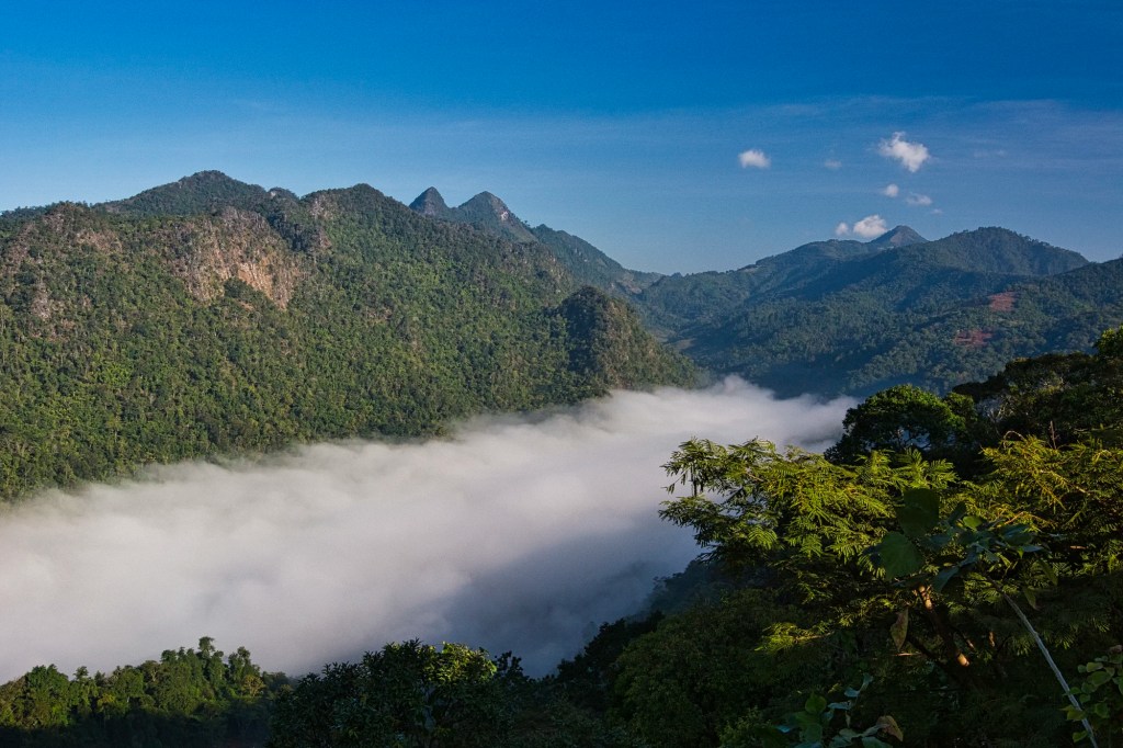 Sui Thang Viewpoint Right, Doi Ang Khang, Thailand