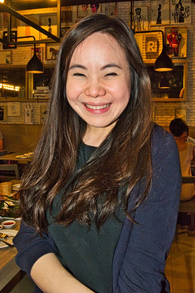 Hostess, Feung Nakorn Restaurant, Bangkok, TH