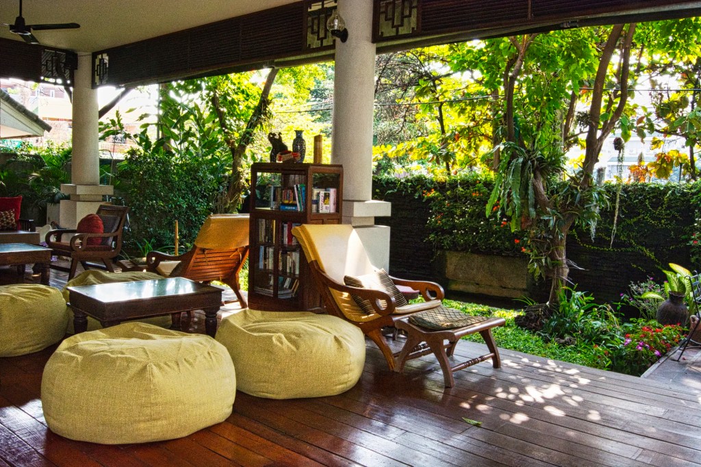 3 Sis Lounge, Chiang Mai
