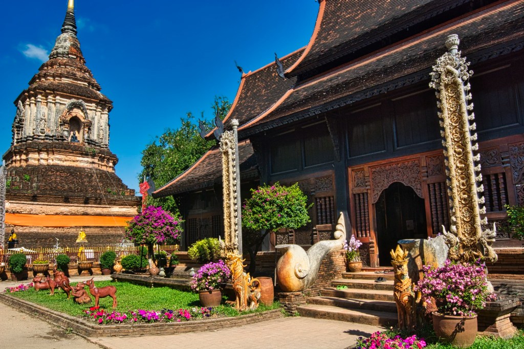 Wat Lok Moli Garden, Chiang Mai
