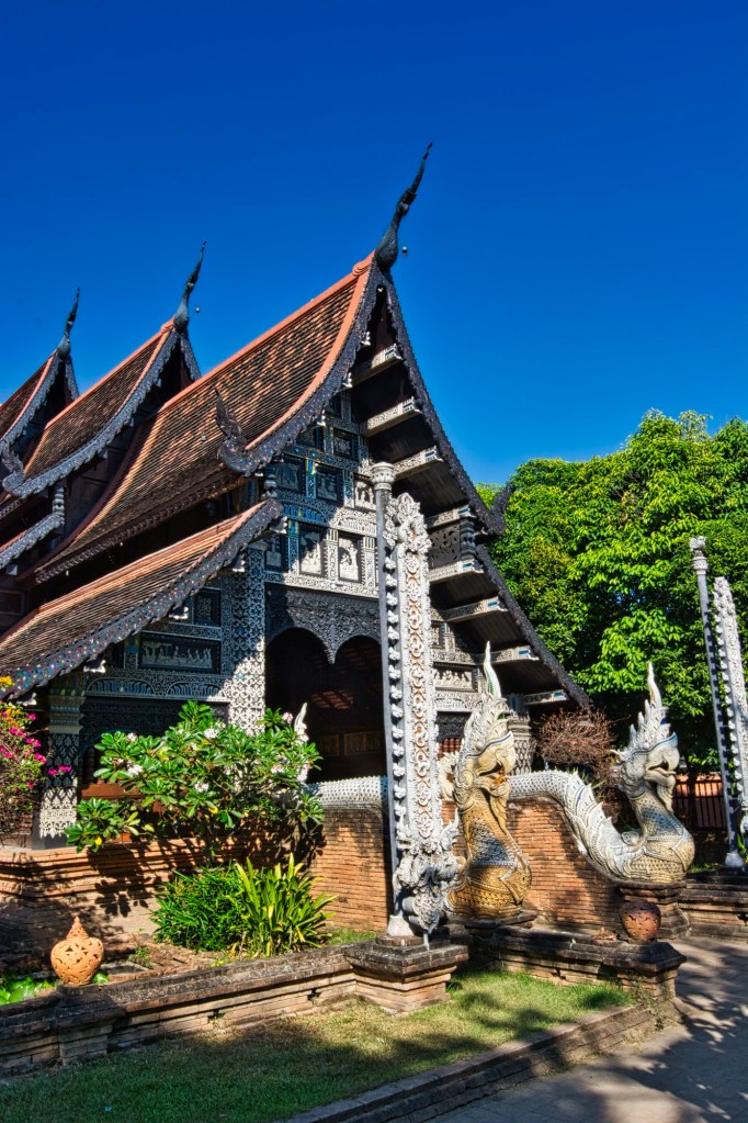 Wat Lok Moli entrance, Chiang Mai