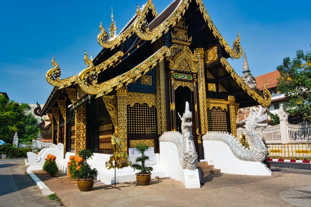Wat Inthakin Facade, Chiang Mai