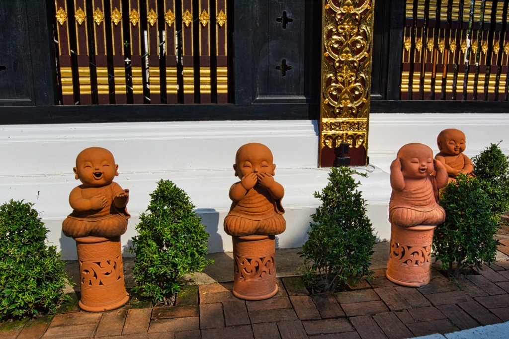 Wat Inthakin Hear No Evil Pottery, Chiang Mai