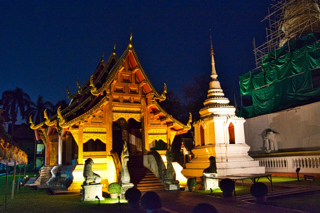 Wat Phra Singh Night View, Chiang Mai