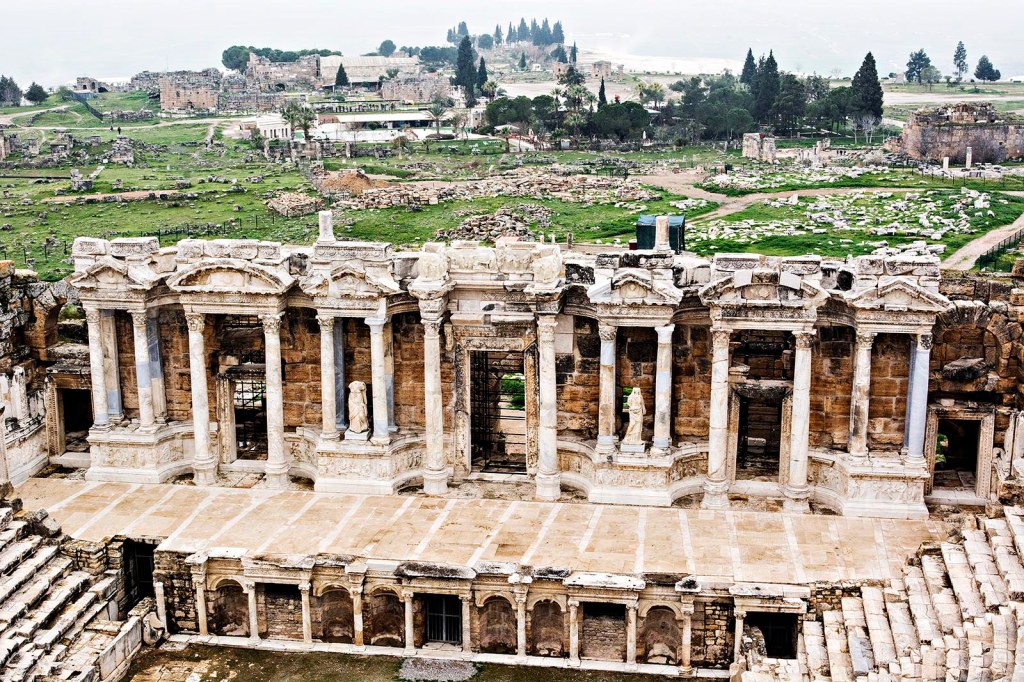 Ancient Roman Theatre, Hierapolis, Pamukkale, Turkey Ancient Roman Theatre, Hierapolis
Pamukkale, Turkey